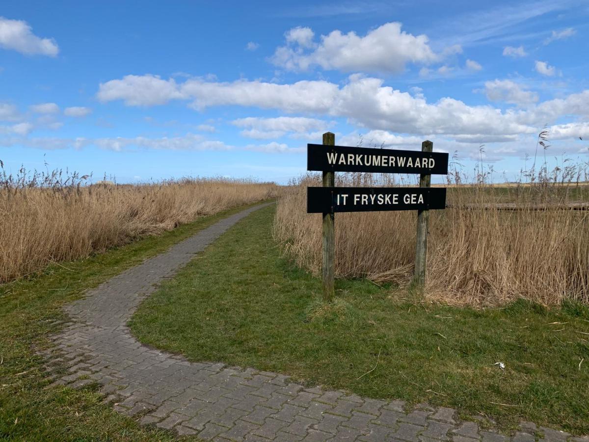 Friese Kust Villa Workum Buitenkant foto