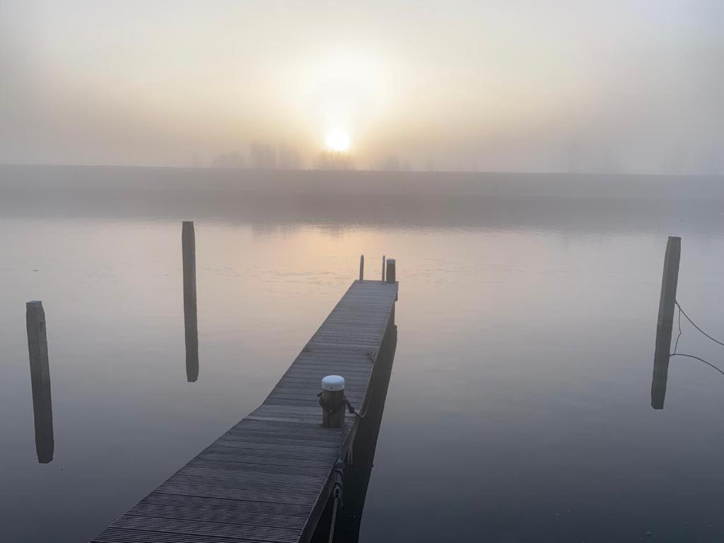 Friese Kust Villa Workum Buitenkant foto